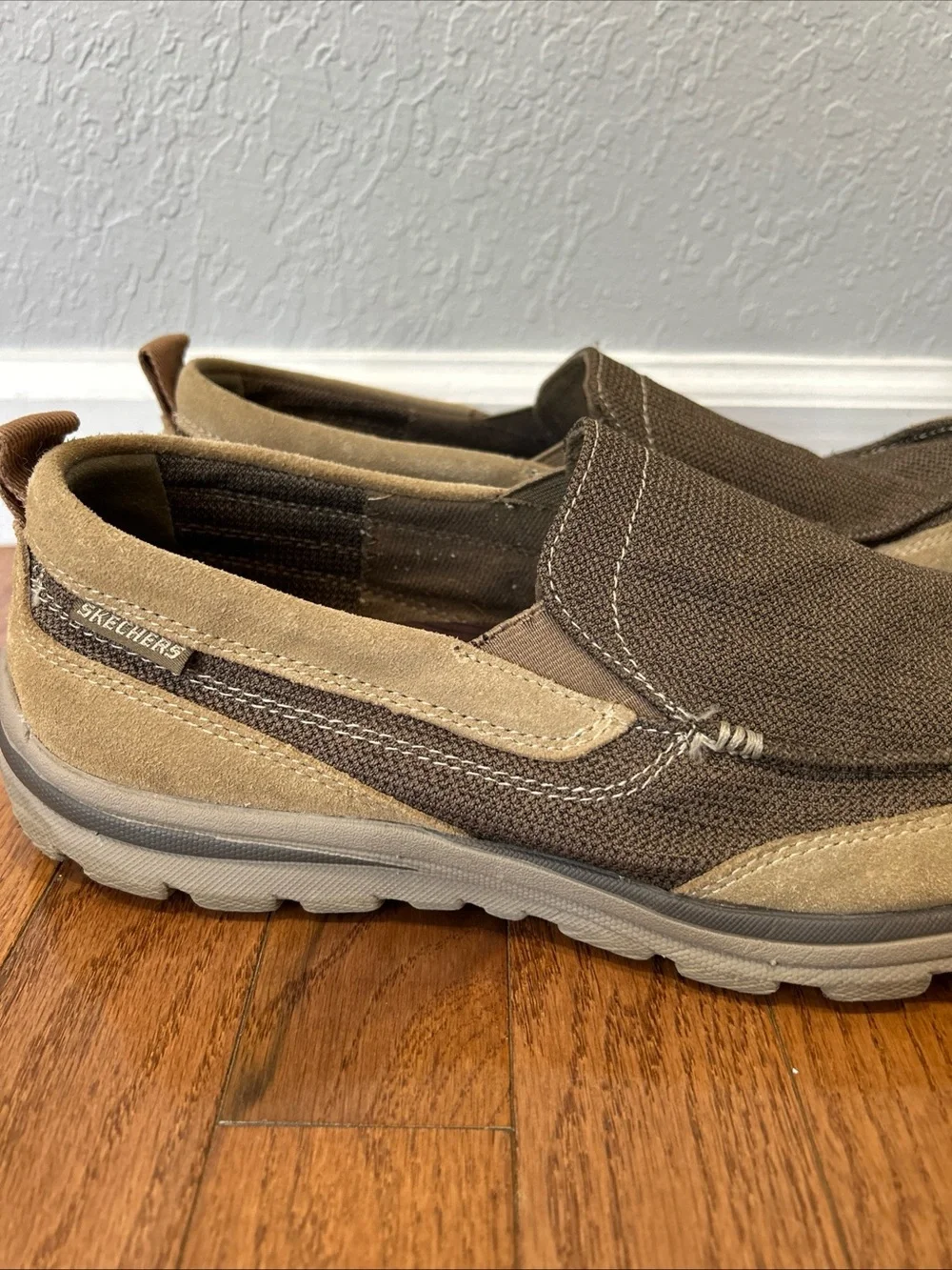Skechers milford slip